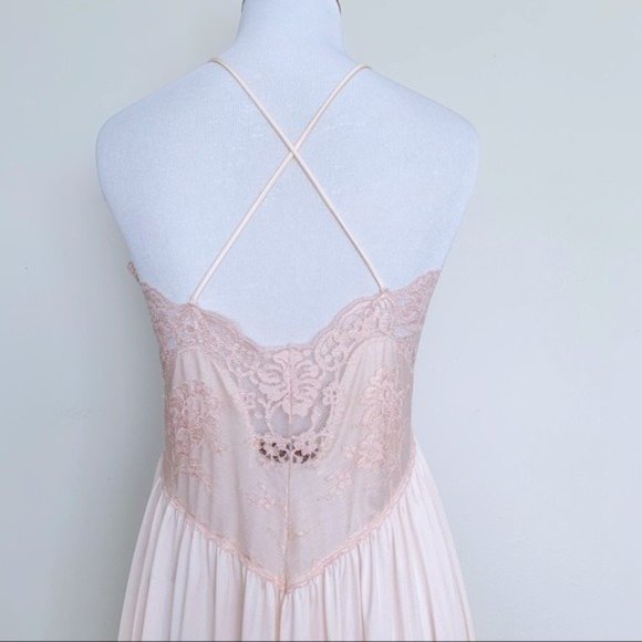 Vintage 70s Blush Pink Lace Nightgown Slip Low Back Cross Straps Midi Slip - Picture 7 of 12